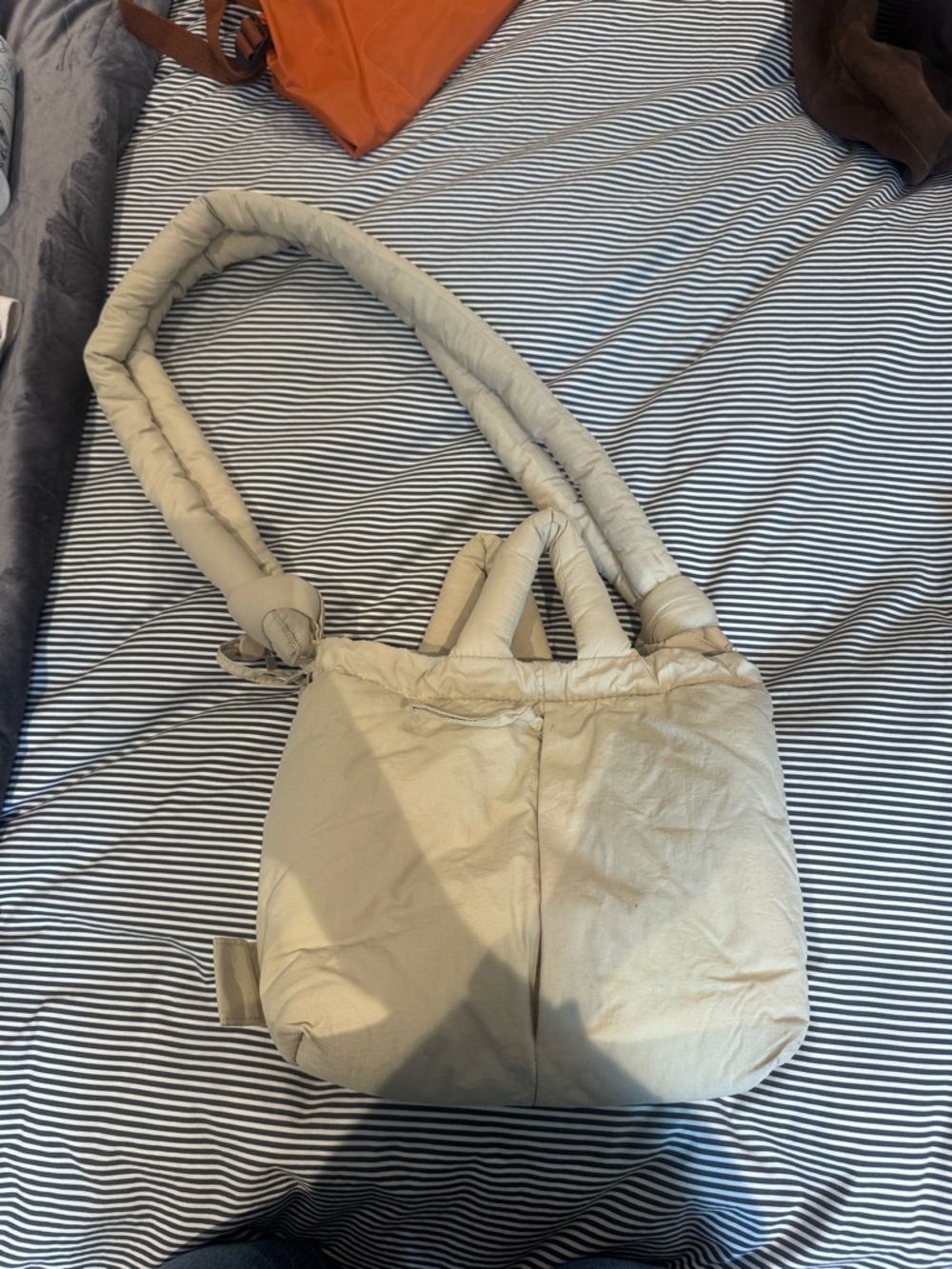 Olend compact ona bag